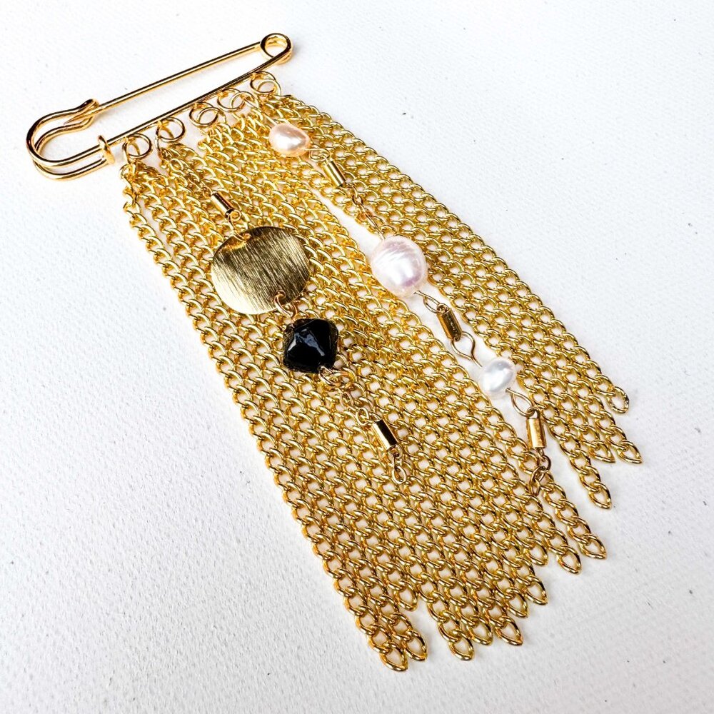Handmade Gold Chain and Pearl Dangle Brooch Pin - Picture 3 of 7